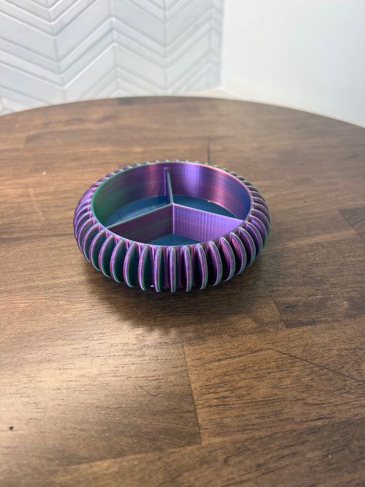 Ribbed 3 section Jewelry Holder